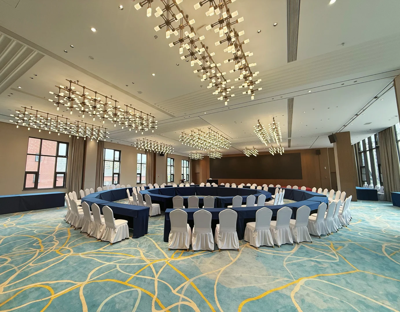 别再乱选会议场地了!这家宝藏绝了?