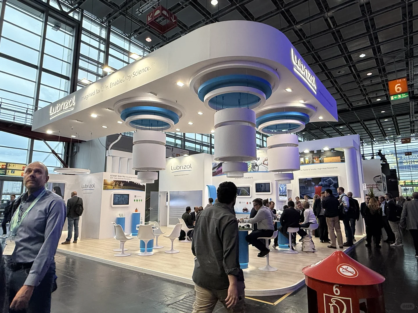 德国塑料橡胶展：展台设计灵感✨