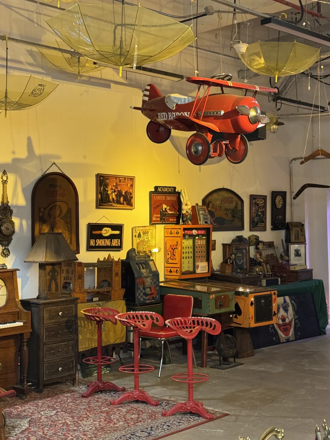 穿越11个欧洲时空！在古董展里当电影主角?