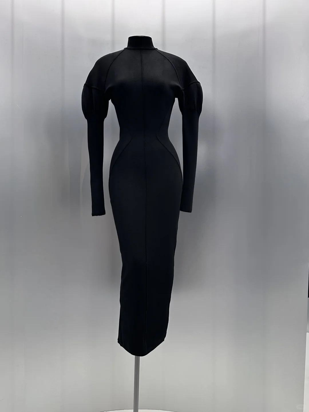 巴黎时装展|构筑高定时代:Alaïa 与 Mugler