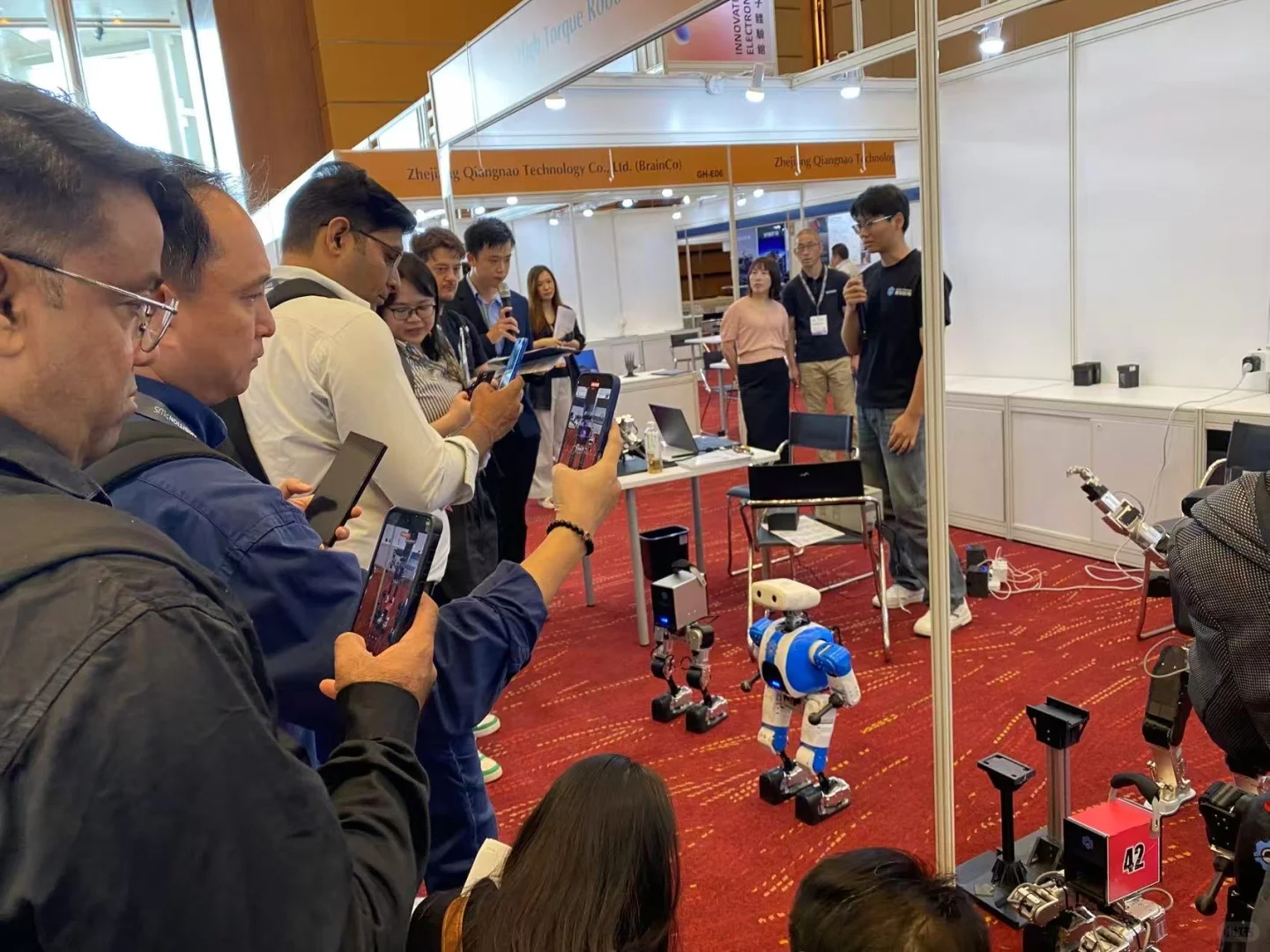 香港秋季电子展??今日开展