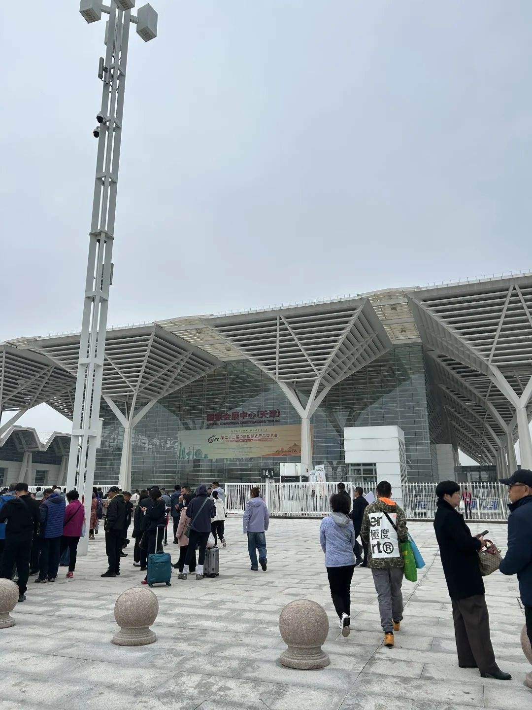 在国际农产品交易会现场—1（17–19日）