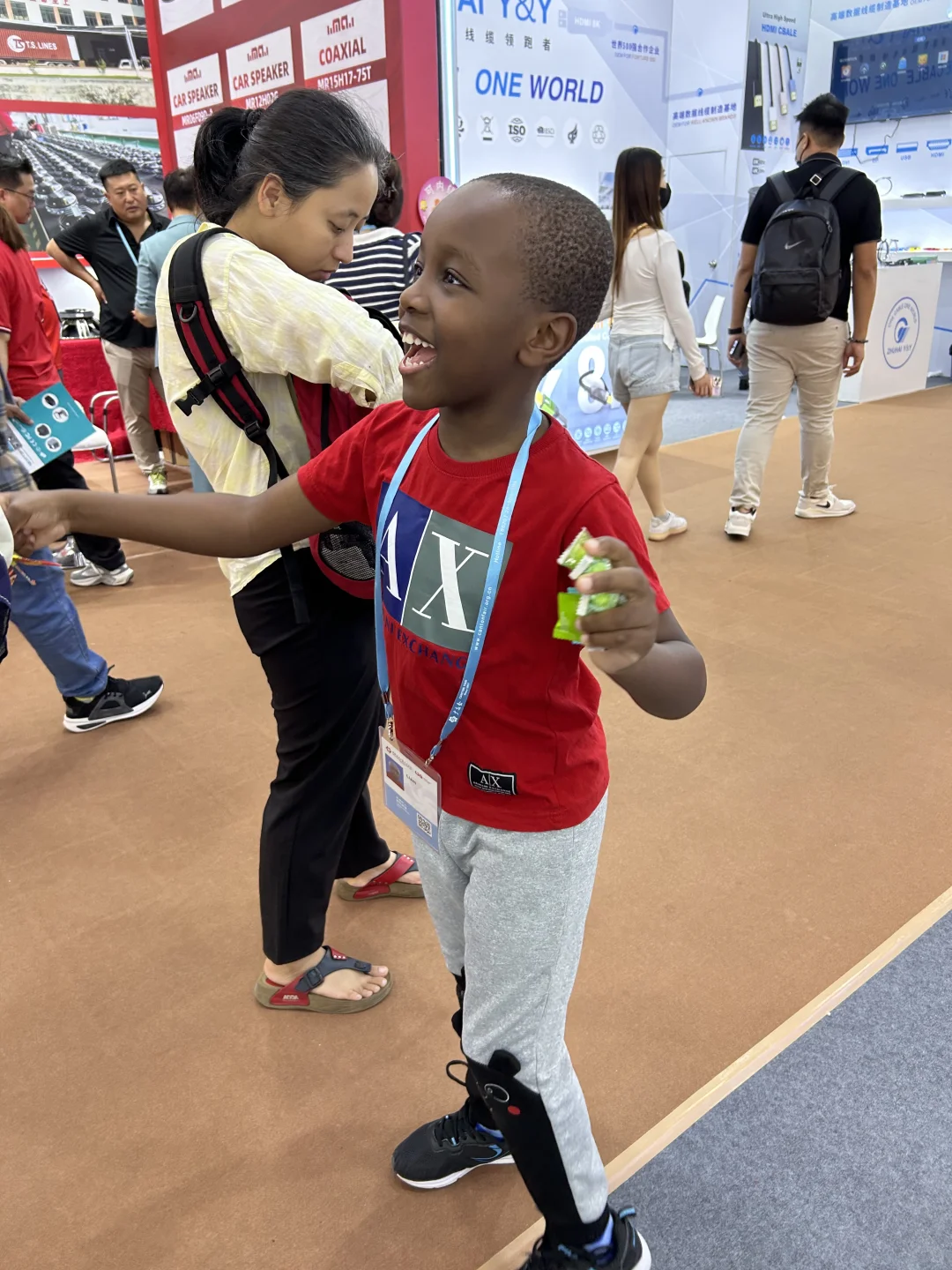 广交会被可爱住了的瞬间??????