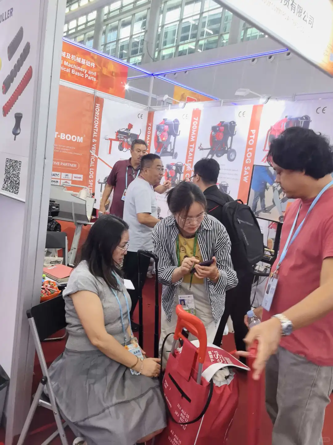 第一次参加广交会的我悄悄地碎了