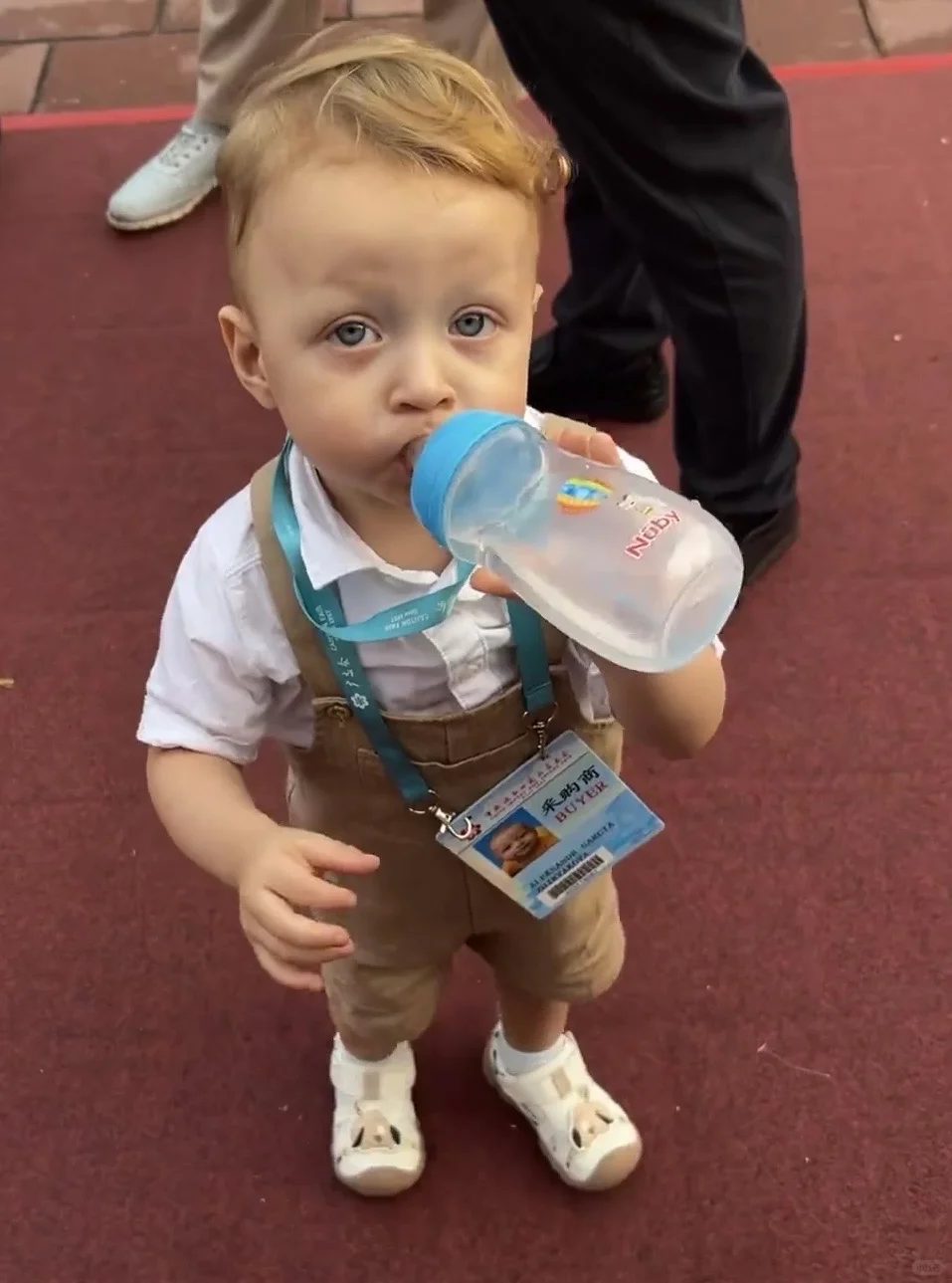 广交会被可爱住了的瞬间??????