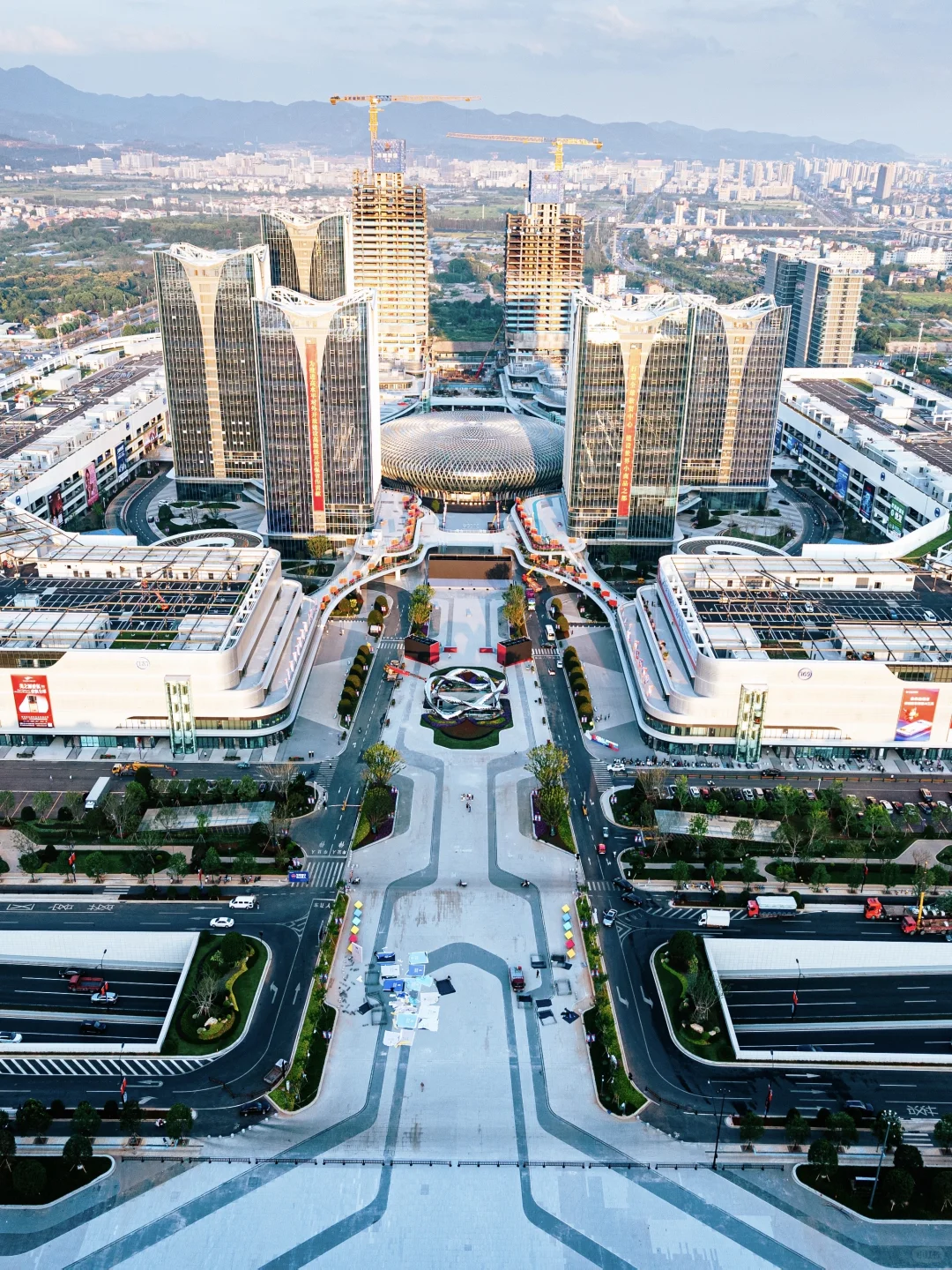 这一刻,全世界的目光,都将投向义乌!