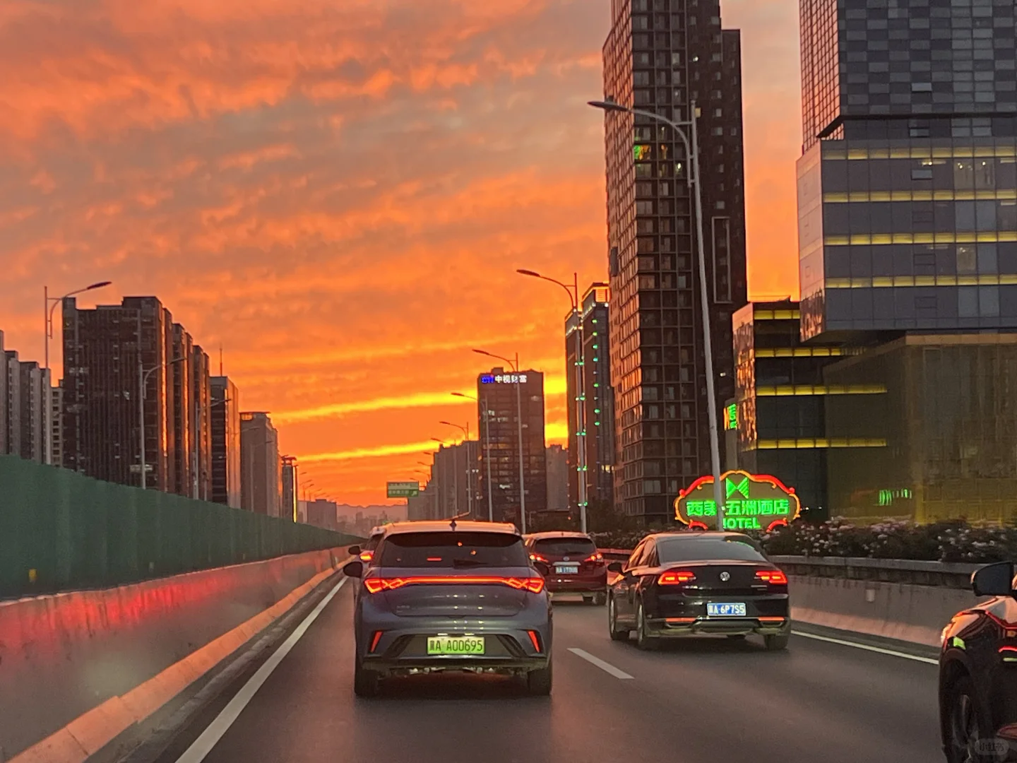 裕华万达大小周招聘市场岗