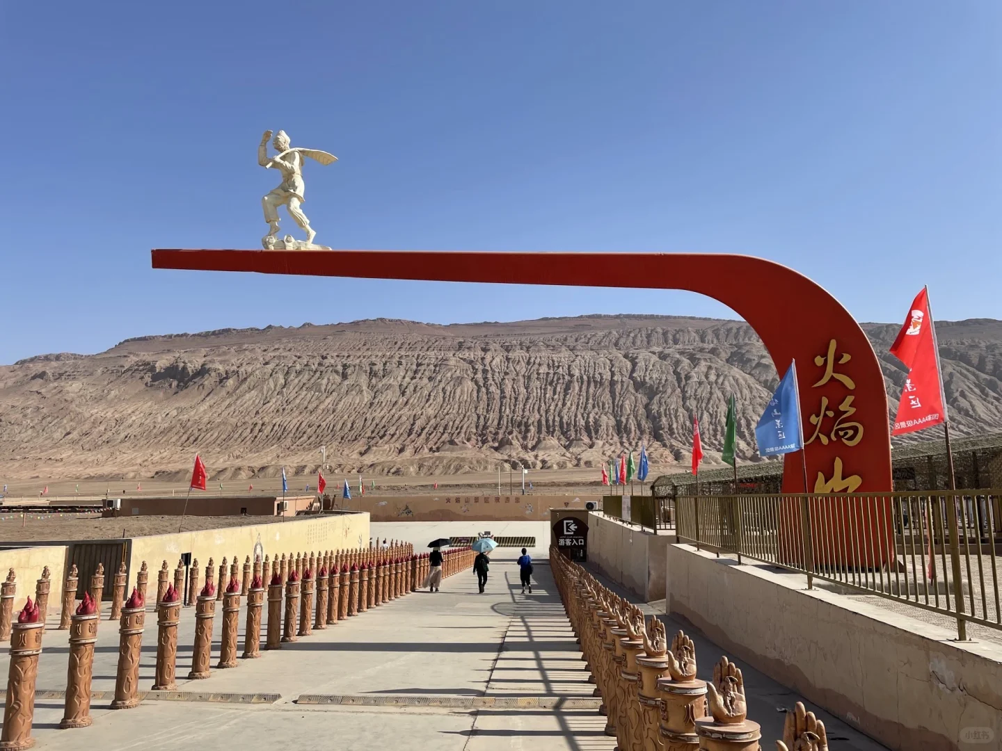 婚姻,不过是制约男人的表层制度