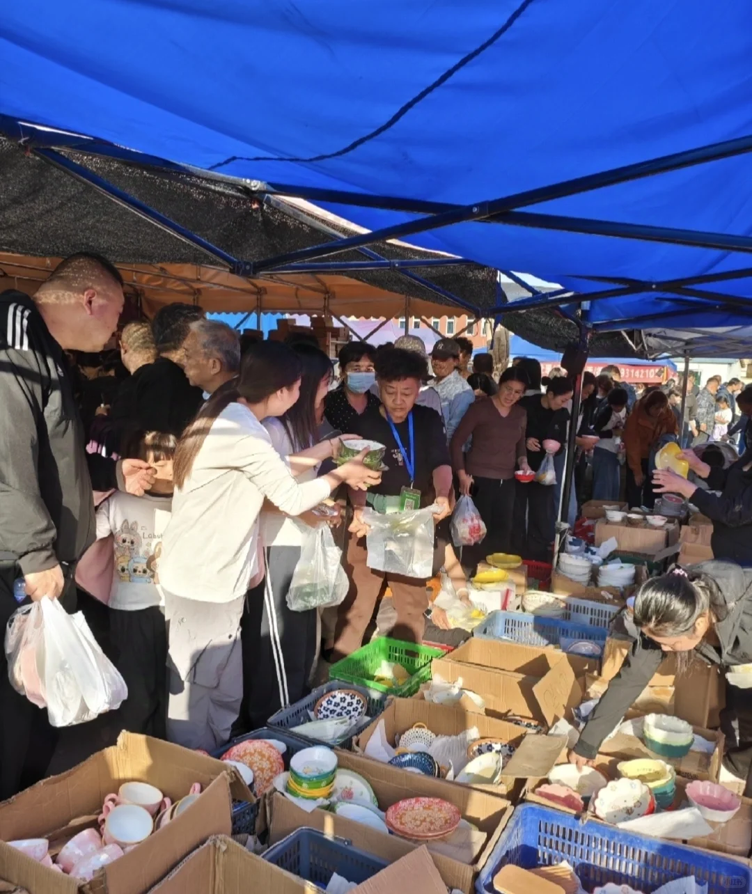 唐山陶博会:看看今年新鲜陶瓷物件有什么