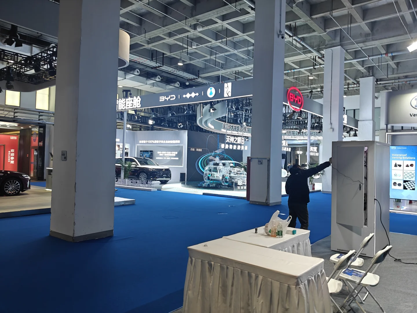 智能汽车体验!北京亦创探展