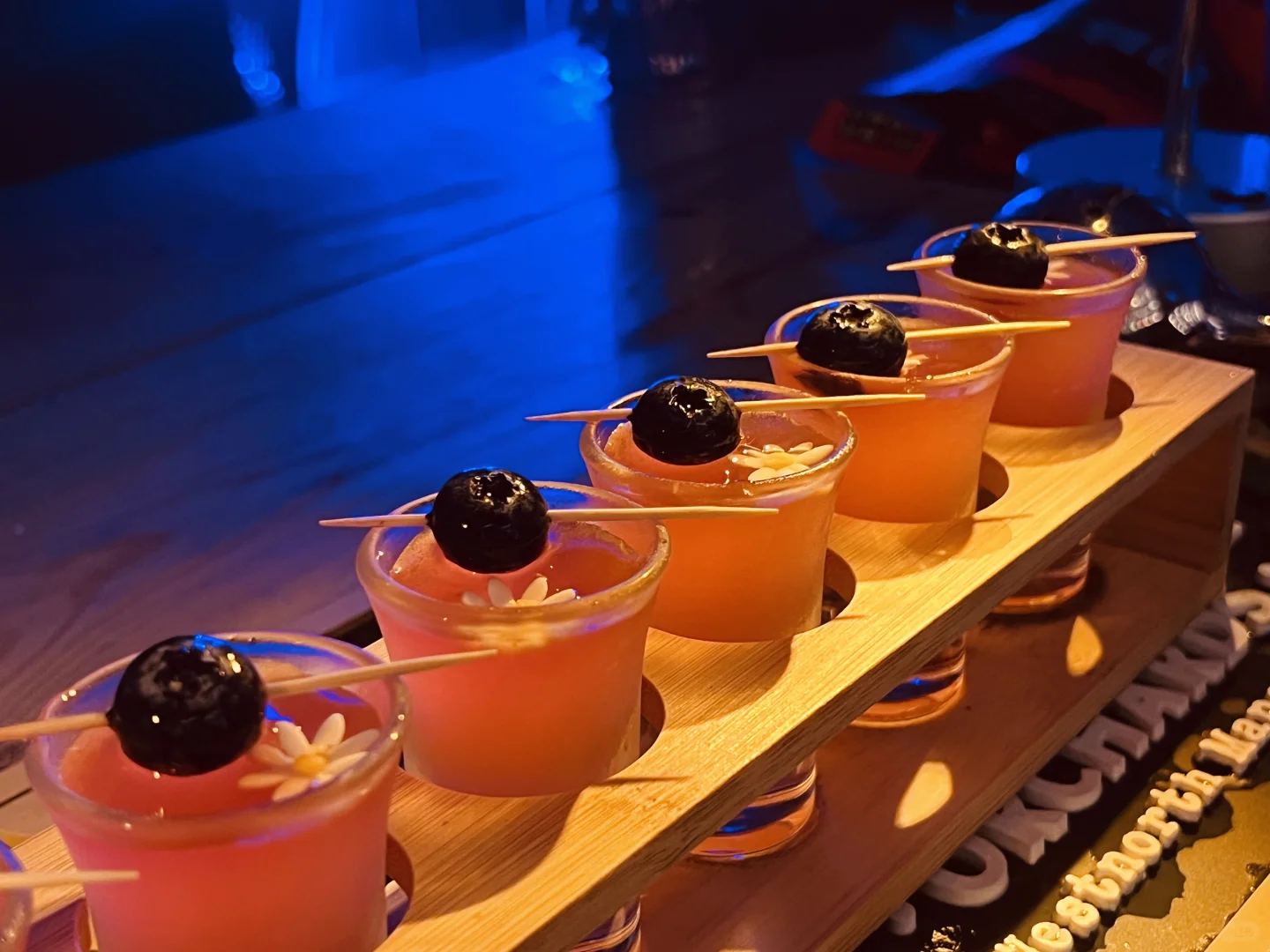 鸡尾酒展会招募摊位小伙伴~