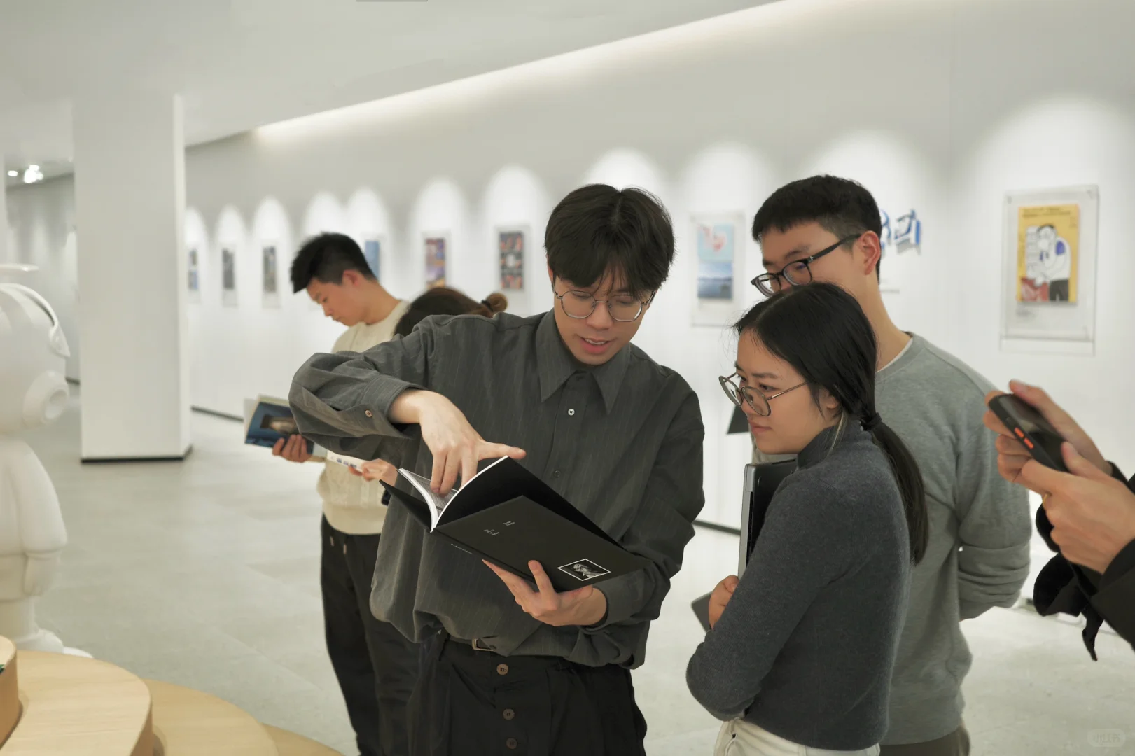 在阿里巴巴办一场个人书展与讲座