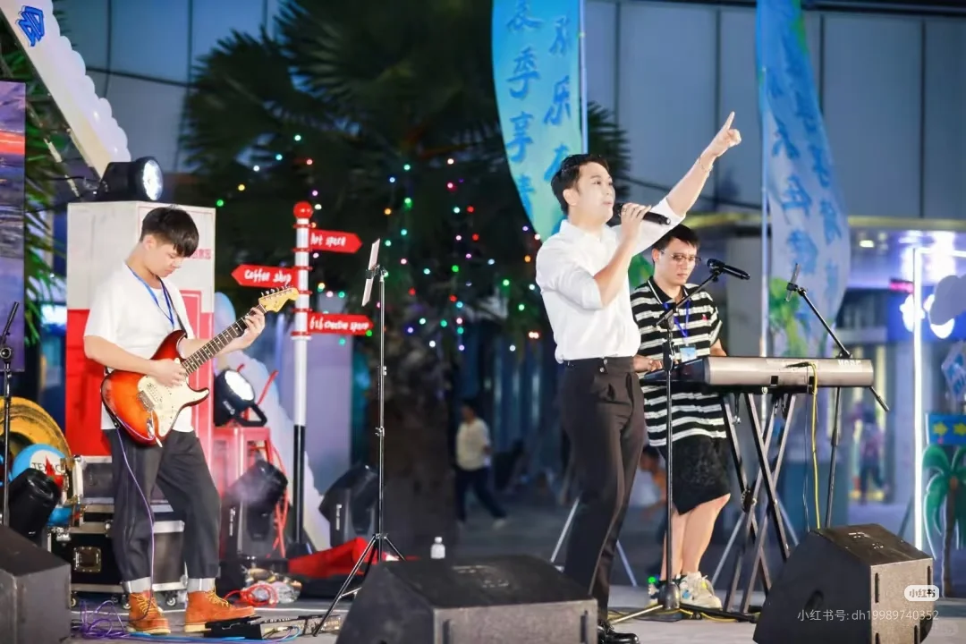 海南三亚灯光音响舞台搭建展会搭建LED大屏