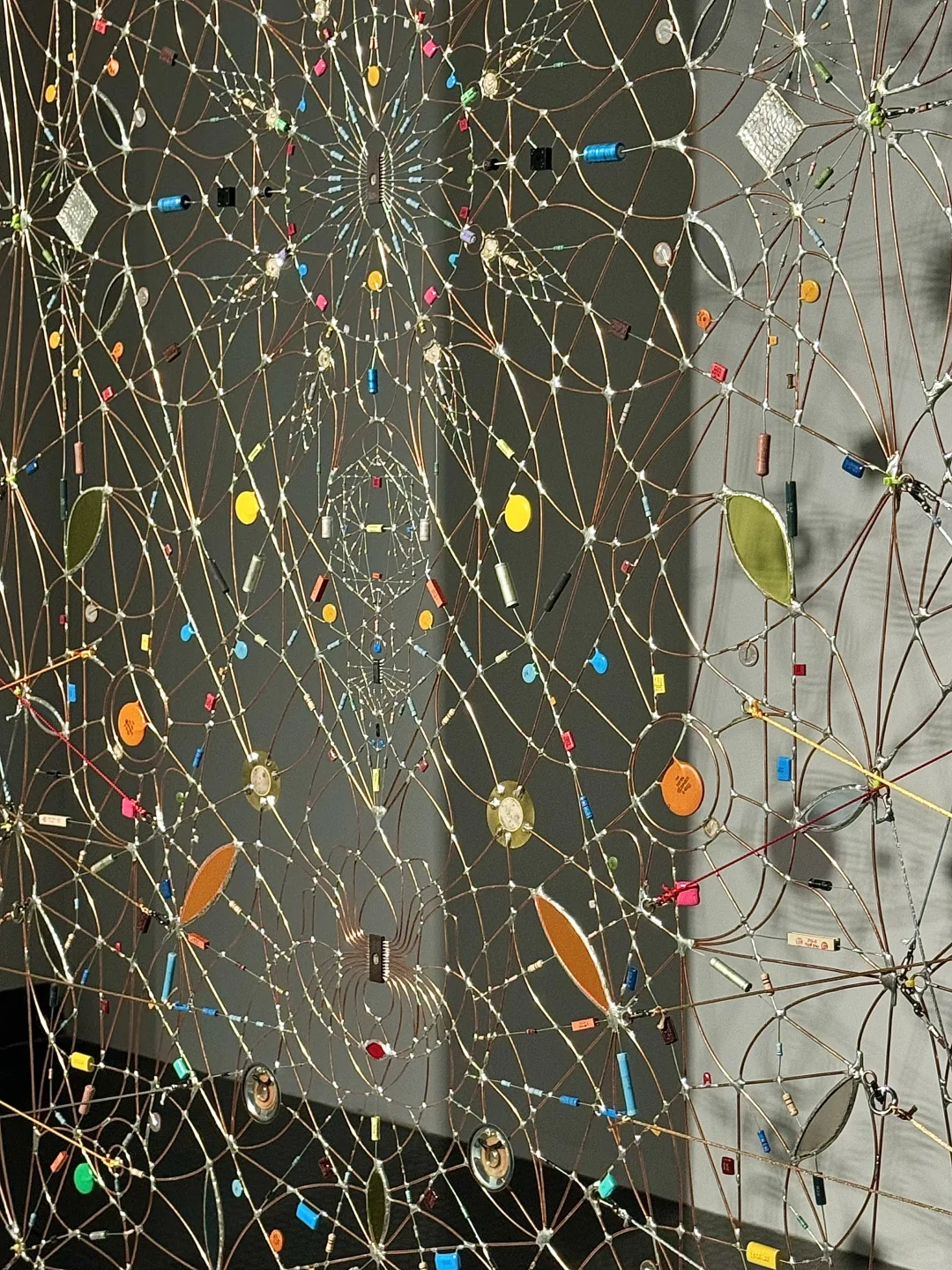 在杭州!!果然震撼的艺术展都是免费的