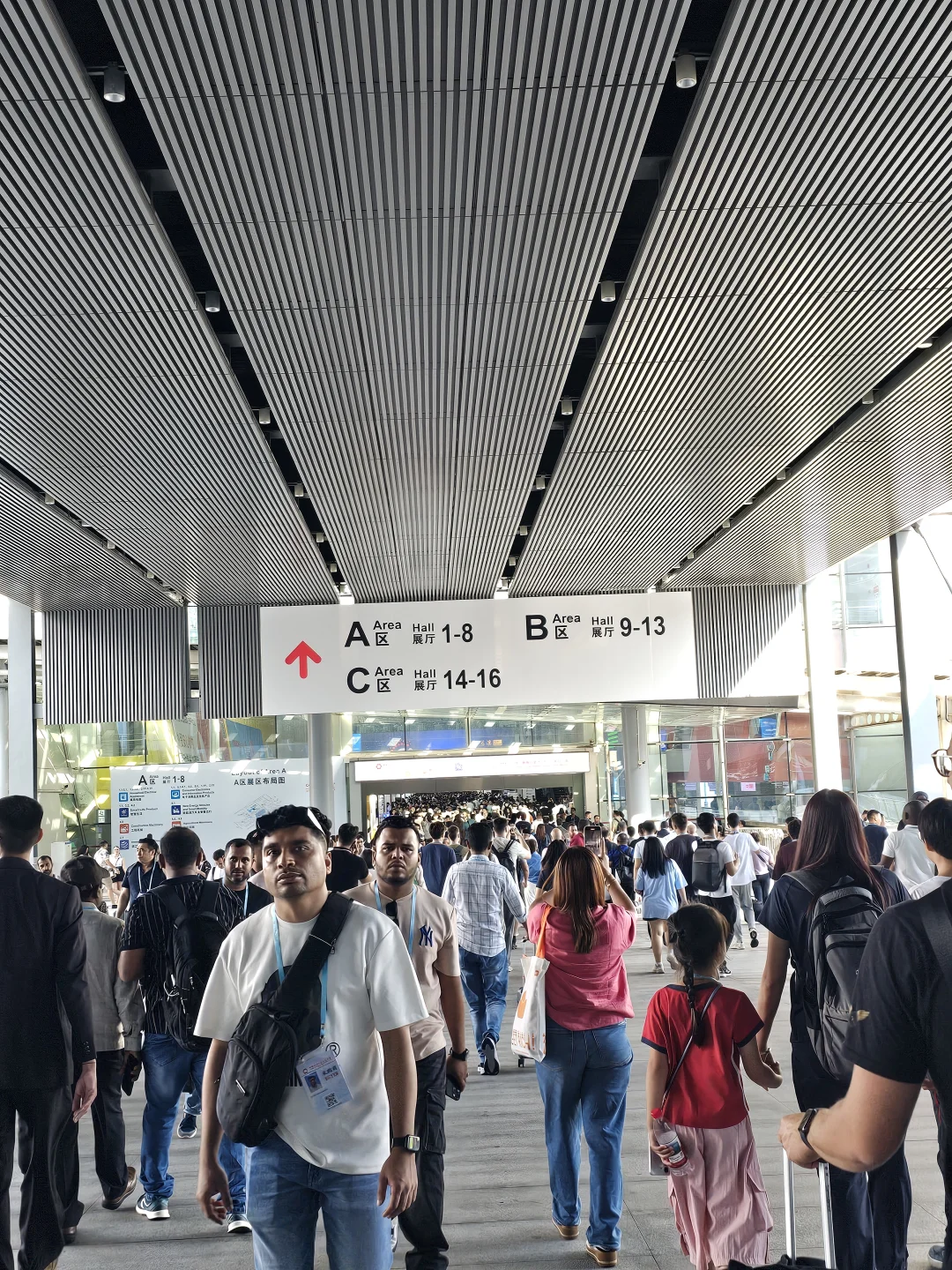 听说这届广交会很多来自阿根廷跟巴西的客户