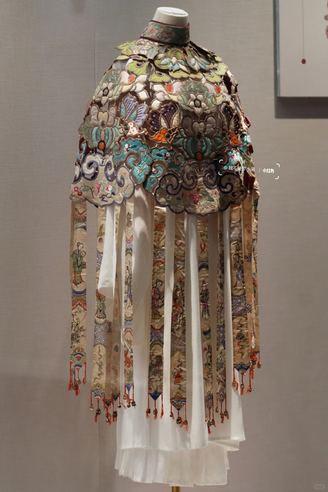 郑州博物馆“锦绣云霞”云肩展