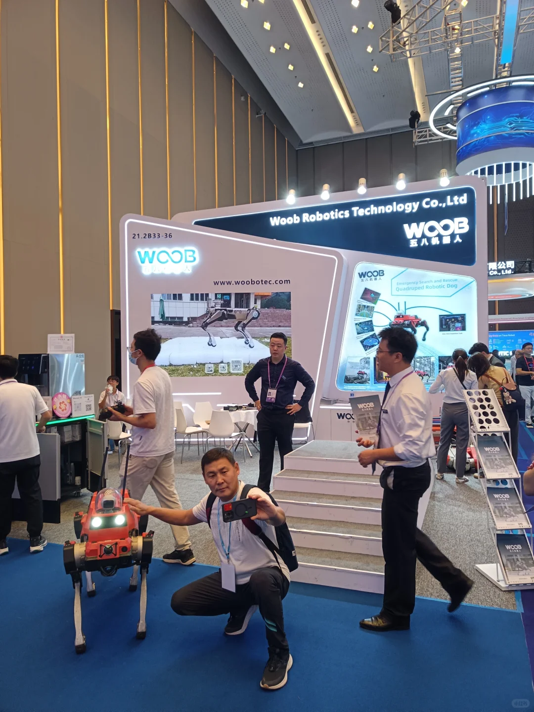 138届广交会?AI咖啡机器人☕️✨