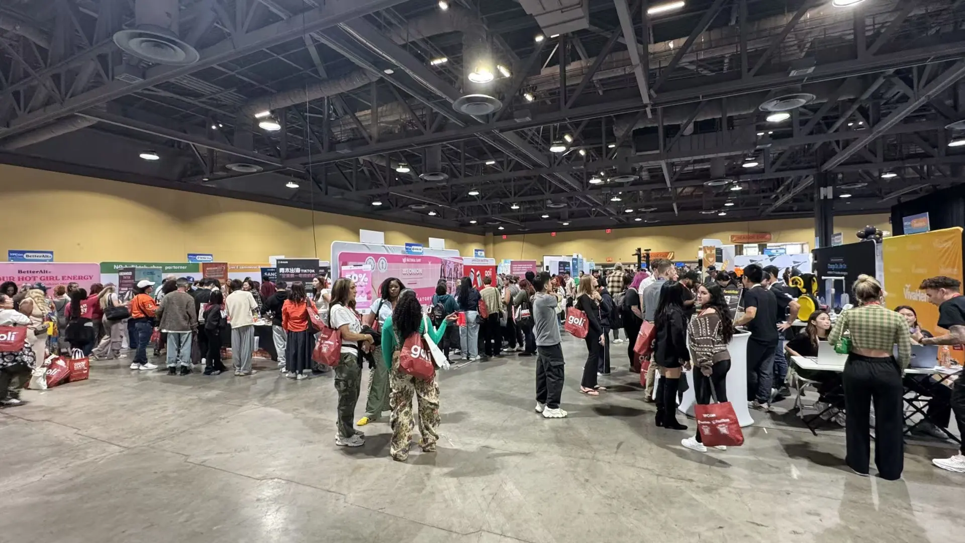 YFCon美国本土最大达人选品开始拉❗❗❗