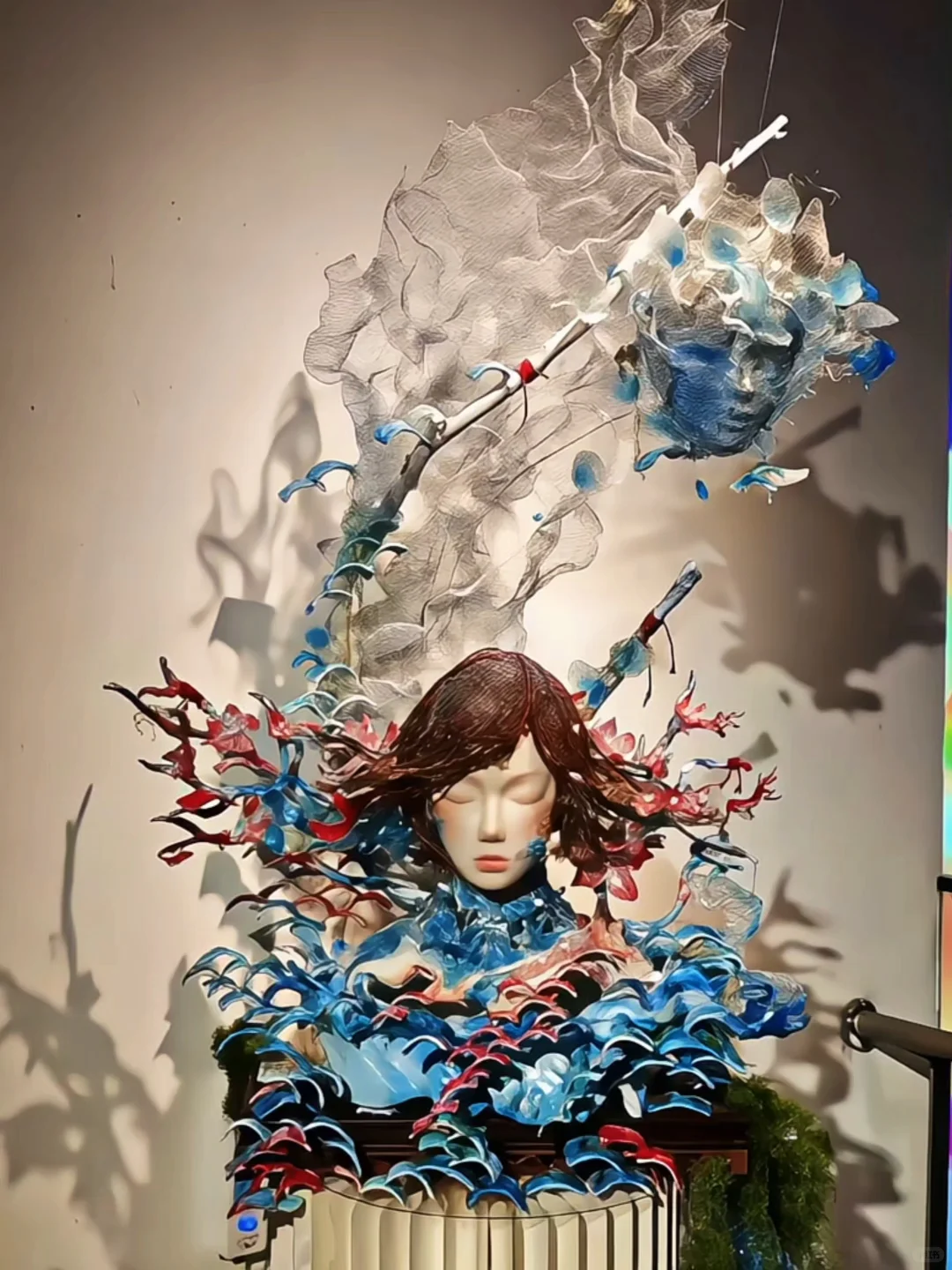 脑洞很大的免费展❗上海戏剧学生衣橱大公开