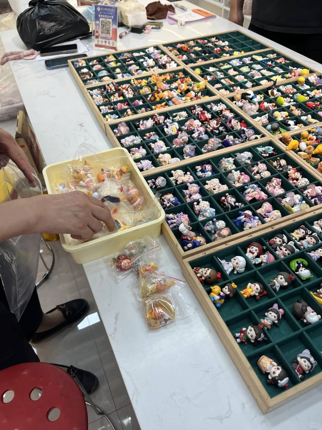 挖槽-找到了!义乌泡泡玛特萌粒拿货全攻略!