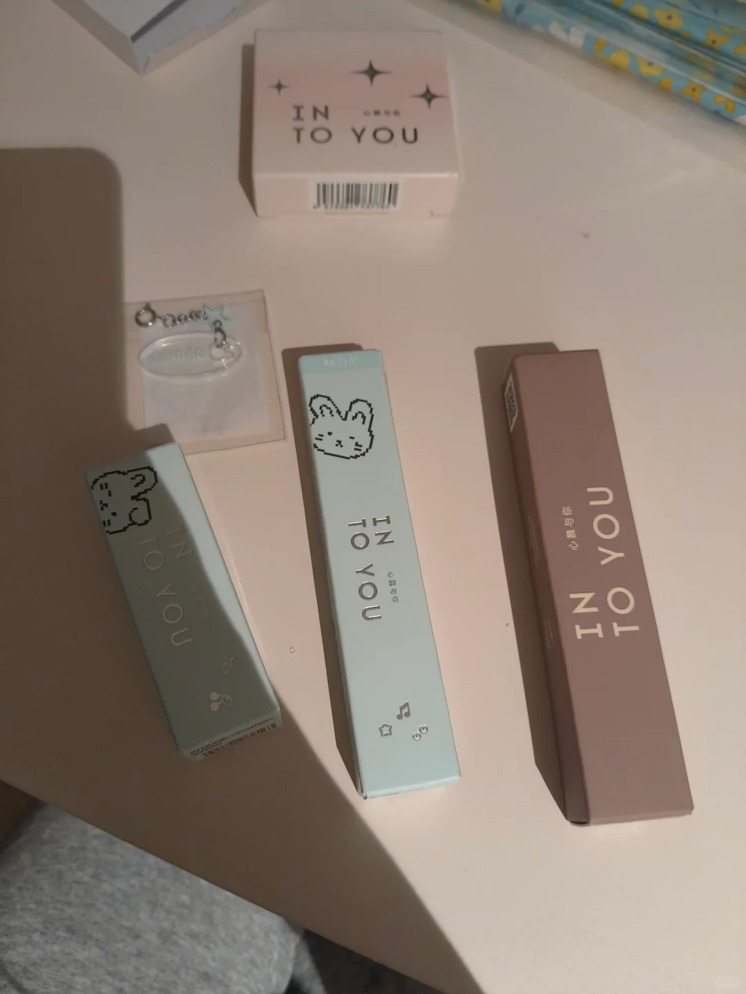 into you 上海见面会就这点东西吗?