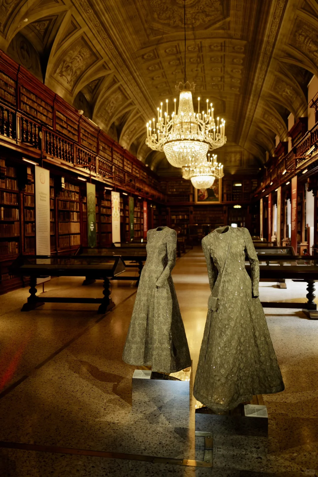 一个人旅行??在米兰为Armani纪念展落泪