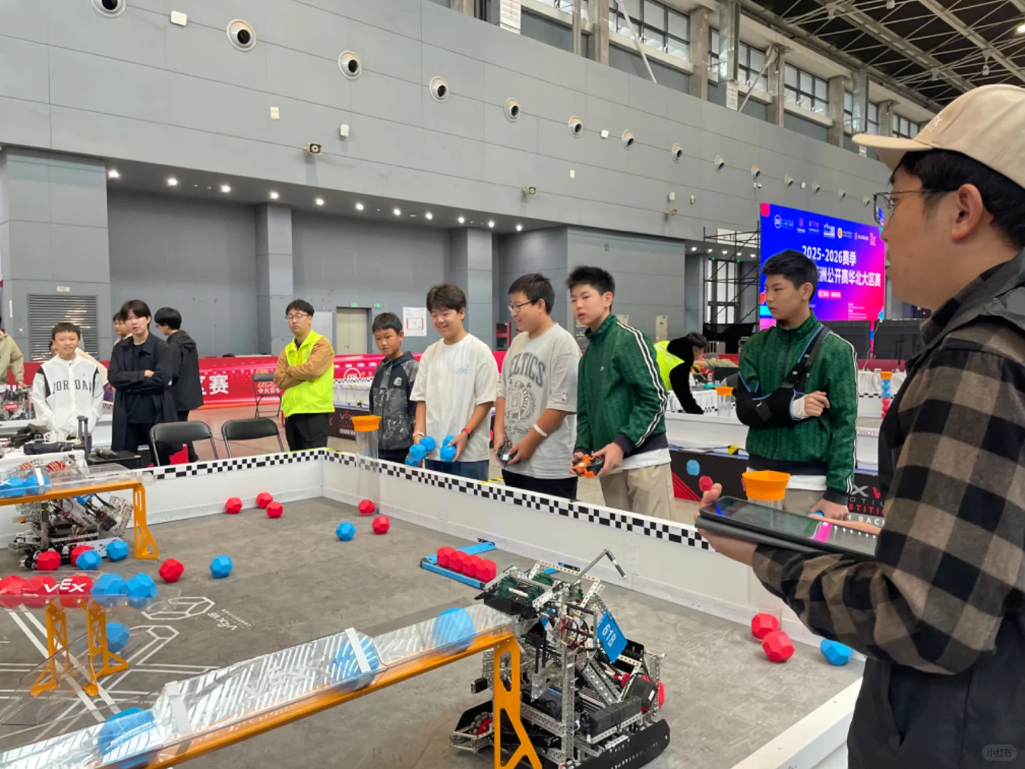 VEX亚洲公开赛华北大区赛V5RC亚军、设计奖