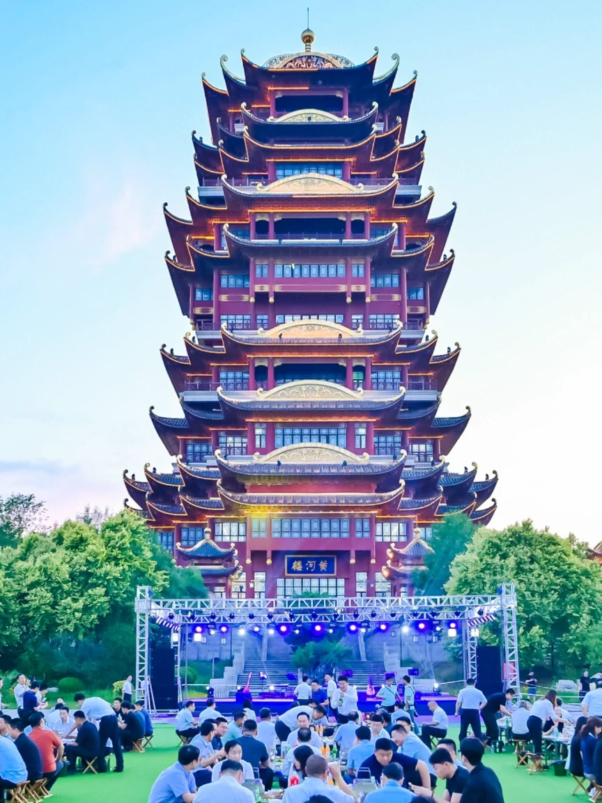 ?揭秘丨新能源行业的标杆盛会怎么做