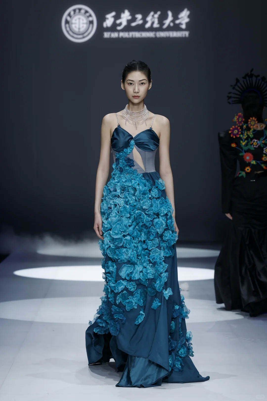 2025CGFW西安工程大学服装与服饰设计毕业秀