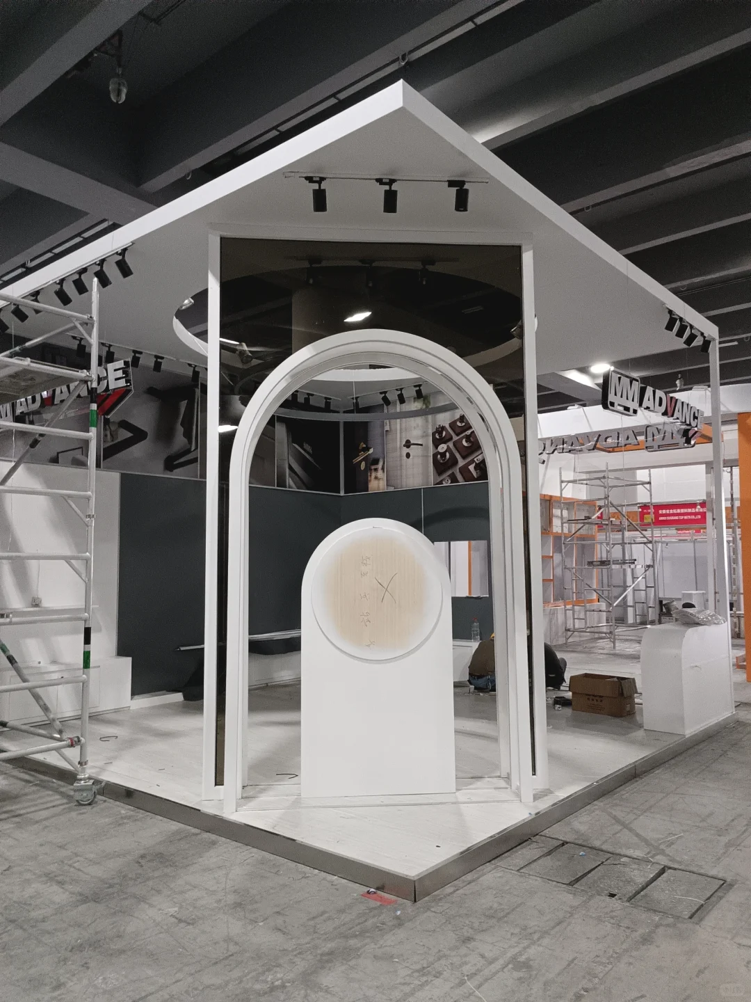 我该如何选择一个适合我的广交会展位