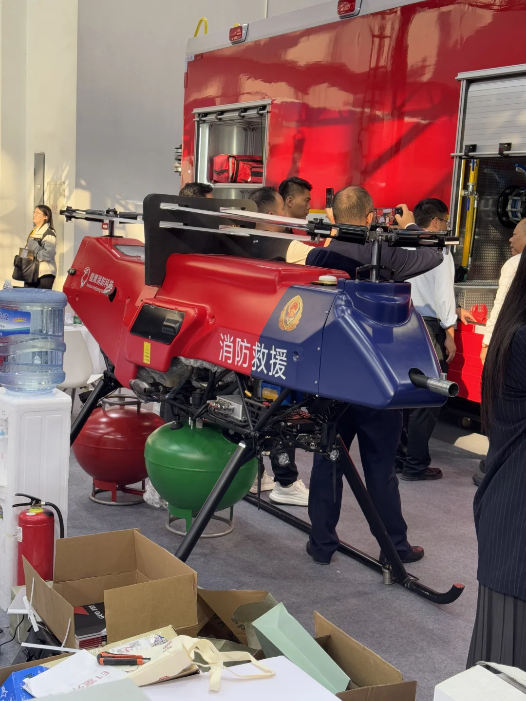 被消防设备震撼到了，可是太帅了！！！
