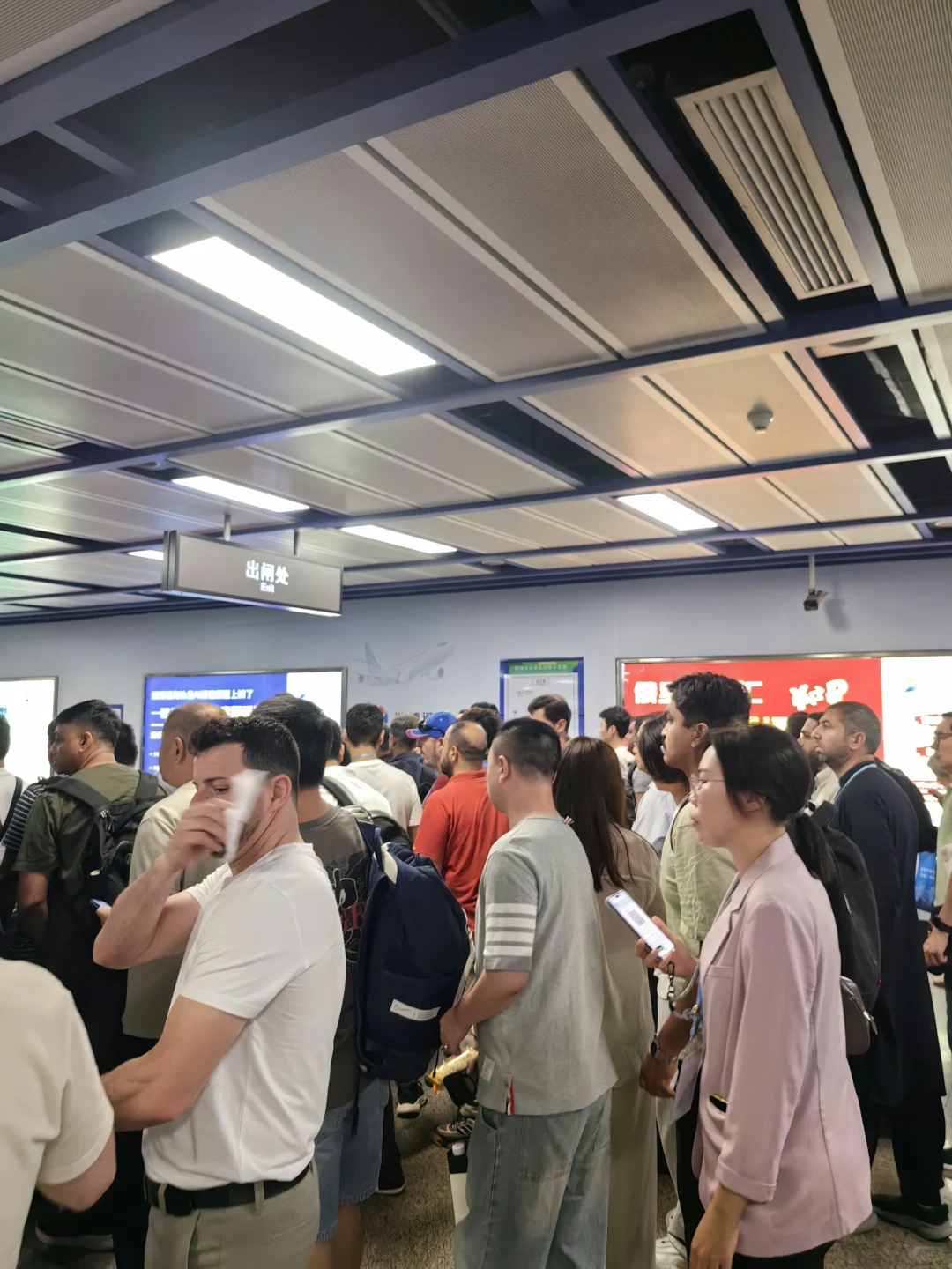 谁说广交会人不多?