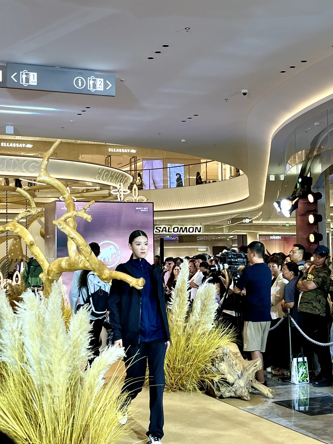 呼市不愧是大城市！家门口看了一场潮流大秀！