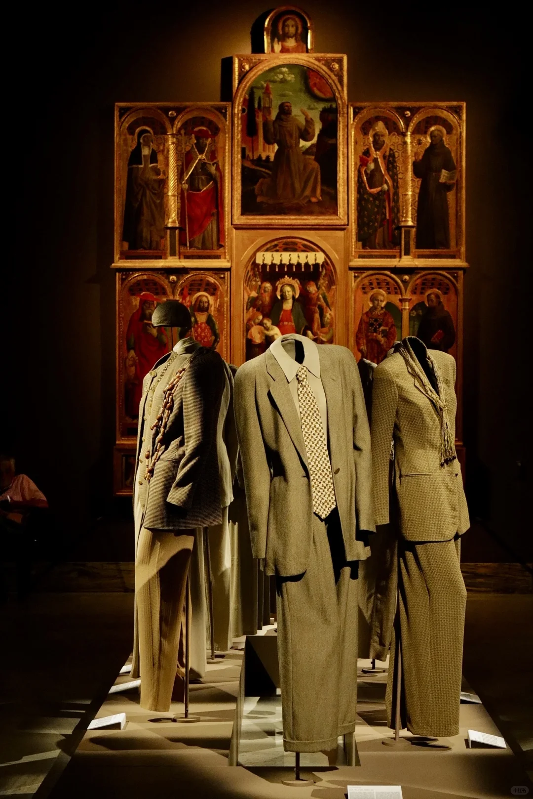 一个人旅行??在米兰为Armani纪念展落泪