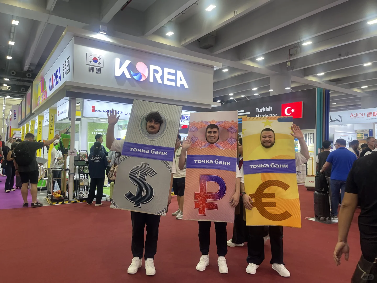 25.10.19结束了我的第三届广交会