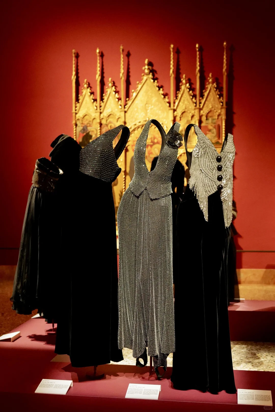 一个人旅行??在米兰为Armani纪念展落泪