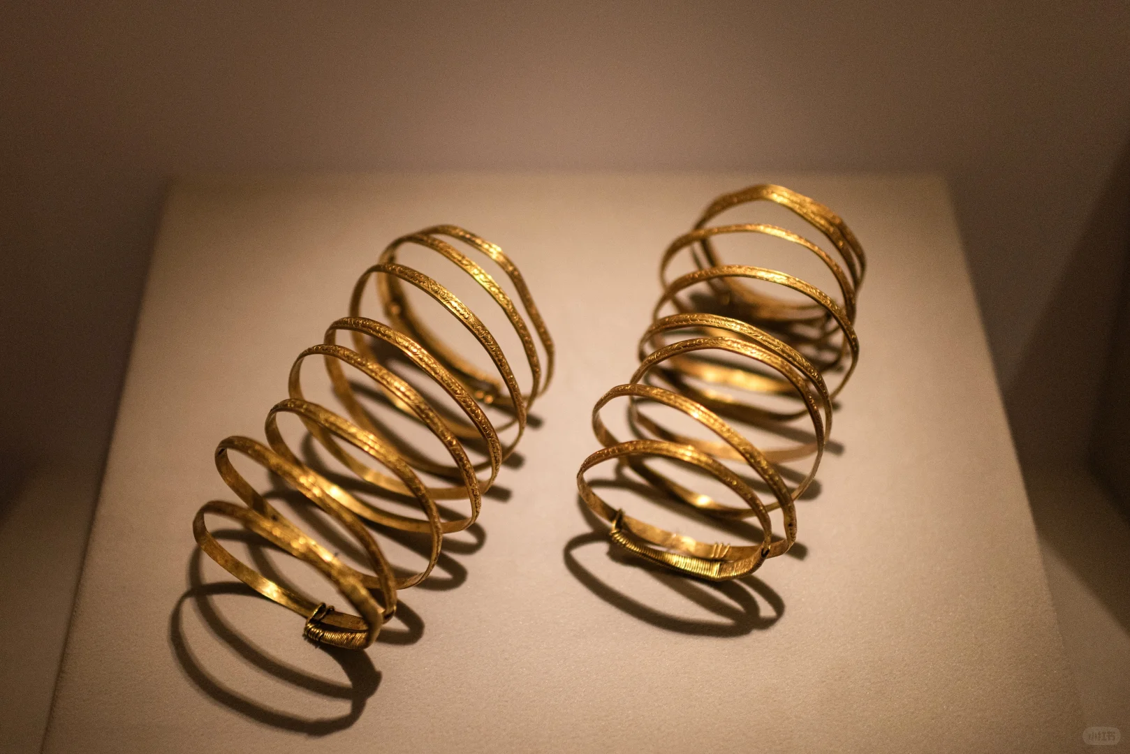 锦绣针线，衣冠风华，中国古代服饰文化展