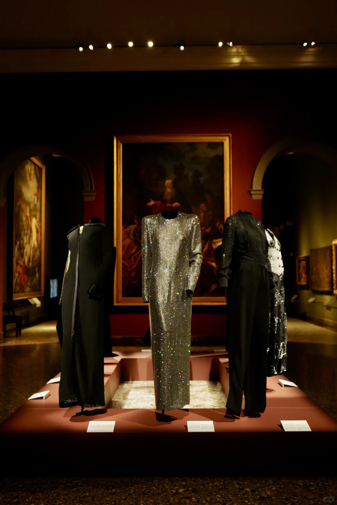 一个人旅行??在米兰为Armani纪念展落泪