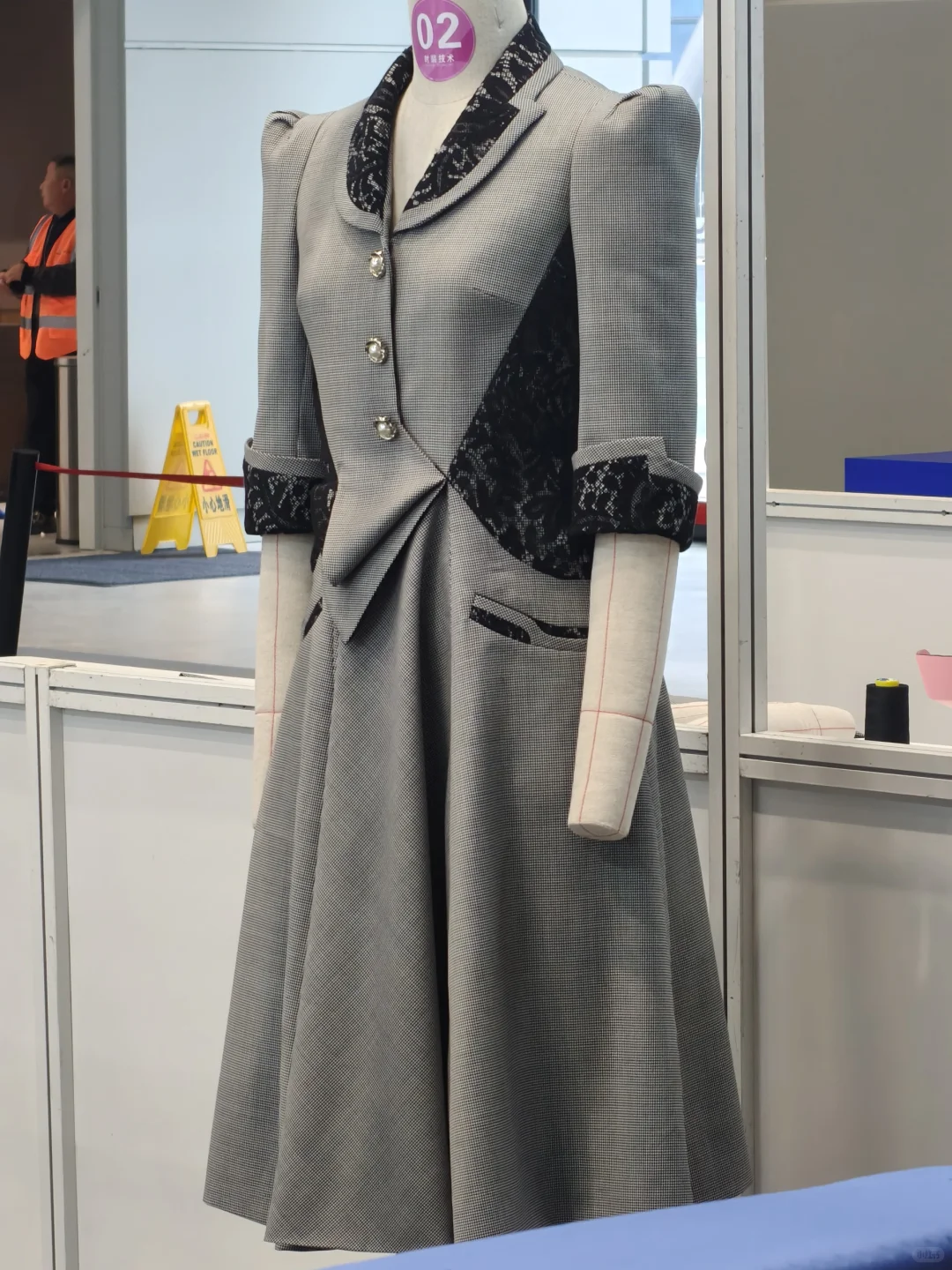 中华人民共和国第三届技能大赛-时装技术