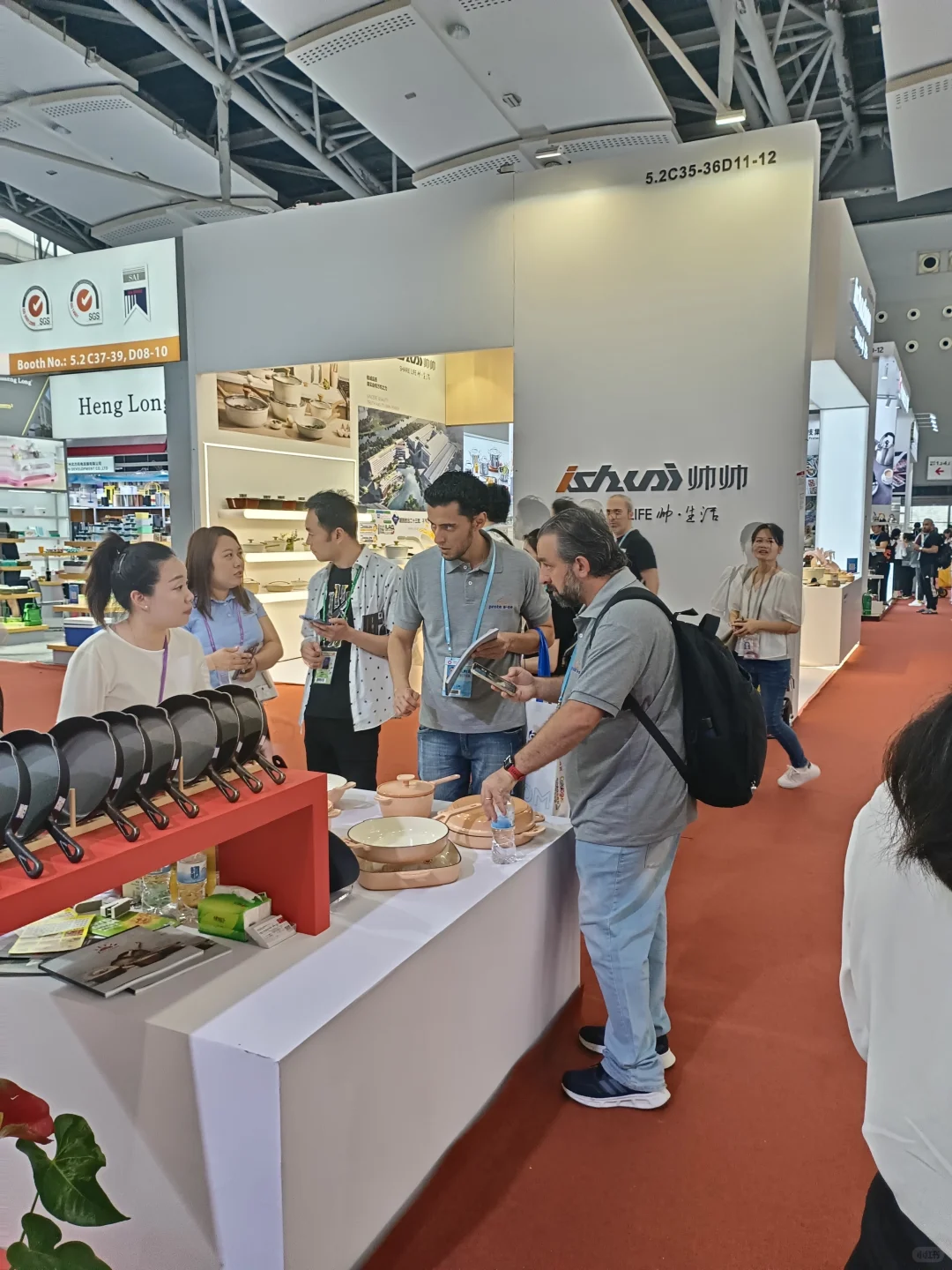 我该如何选择一个适合我的广交会展位