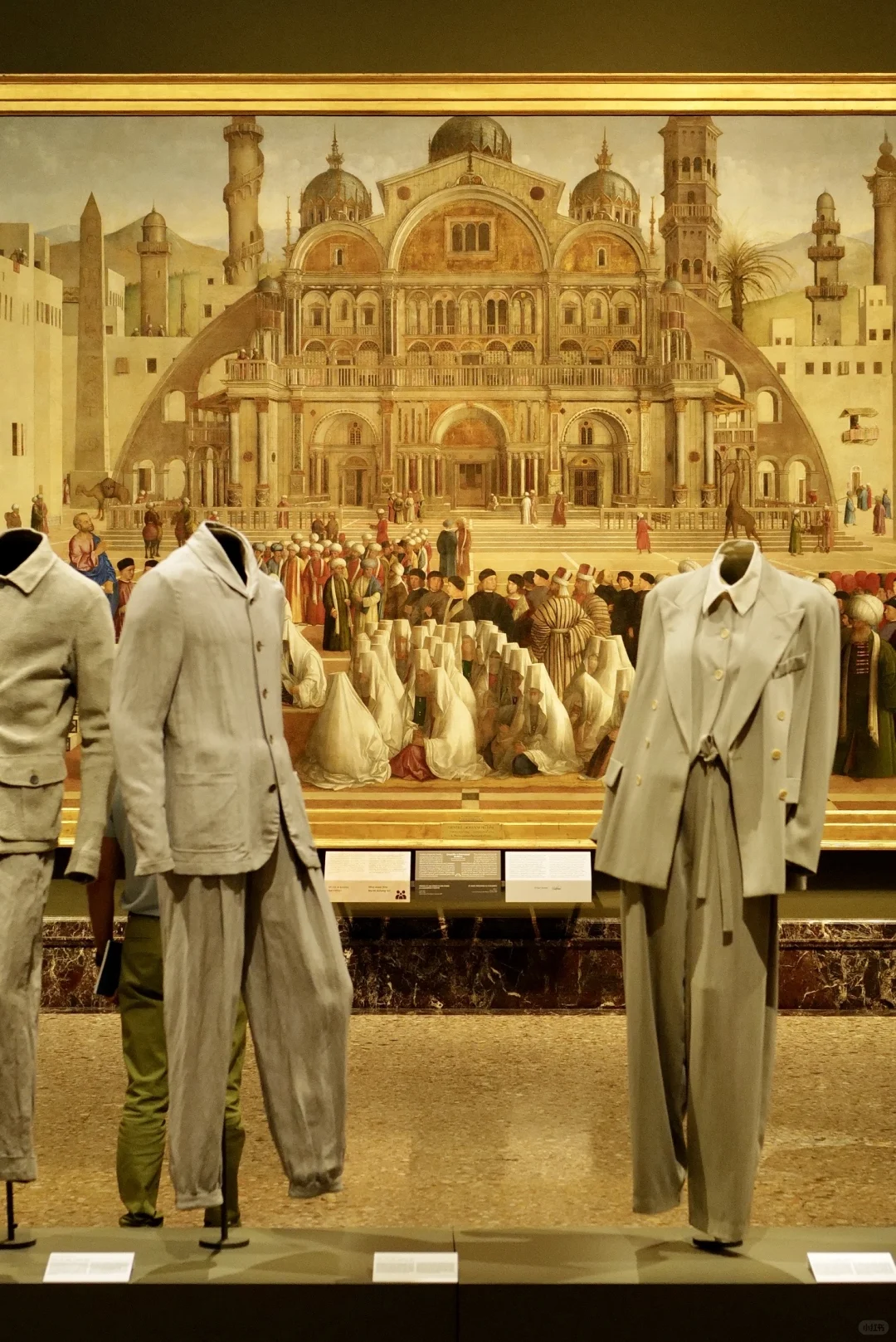 一个人旅行??在米兰为Armani纪念展落泪