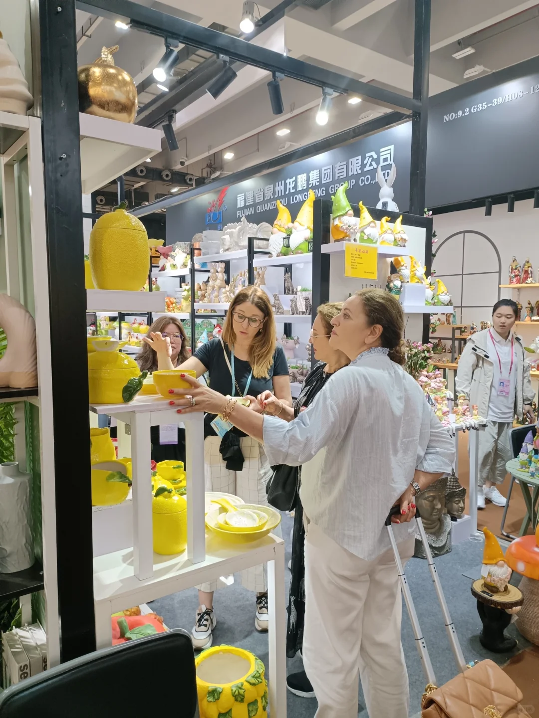 我该如何选择一个适合我的广交会展位