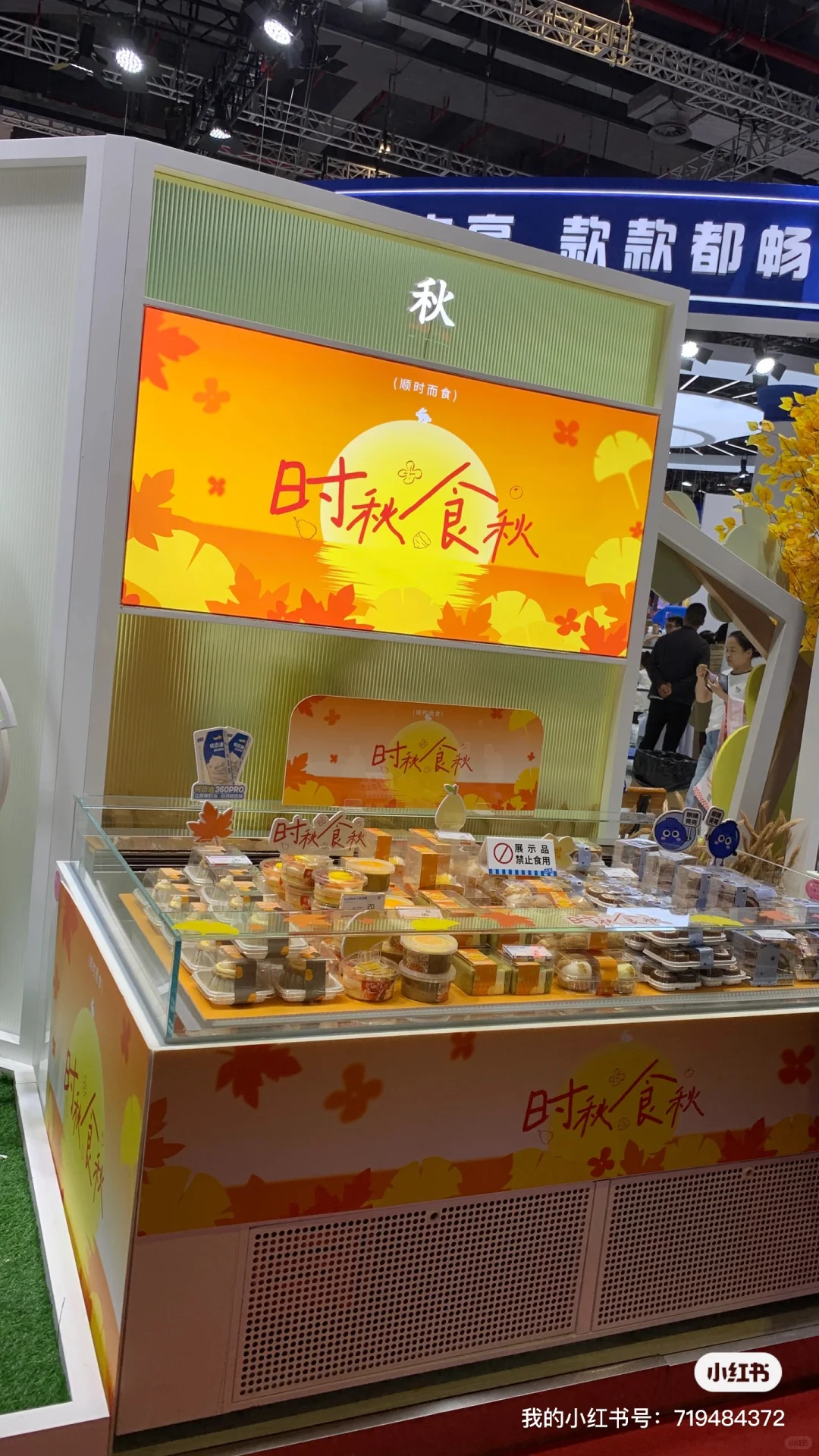 又是帮客户代收名片的一天，累?‍?