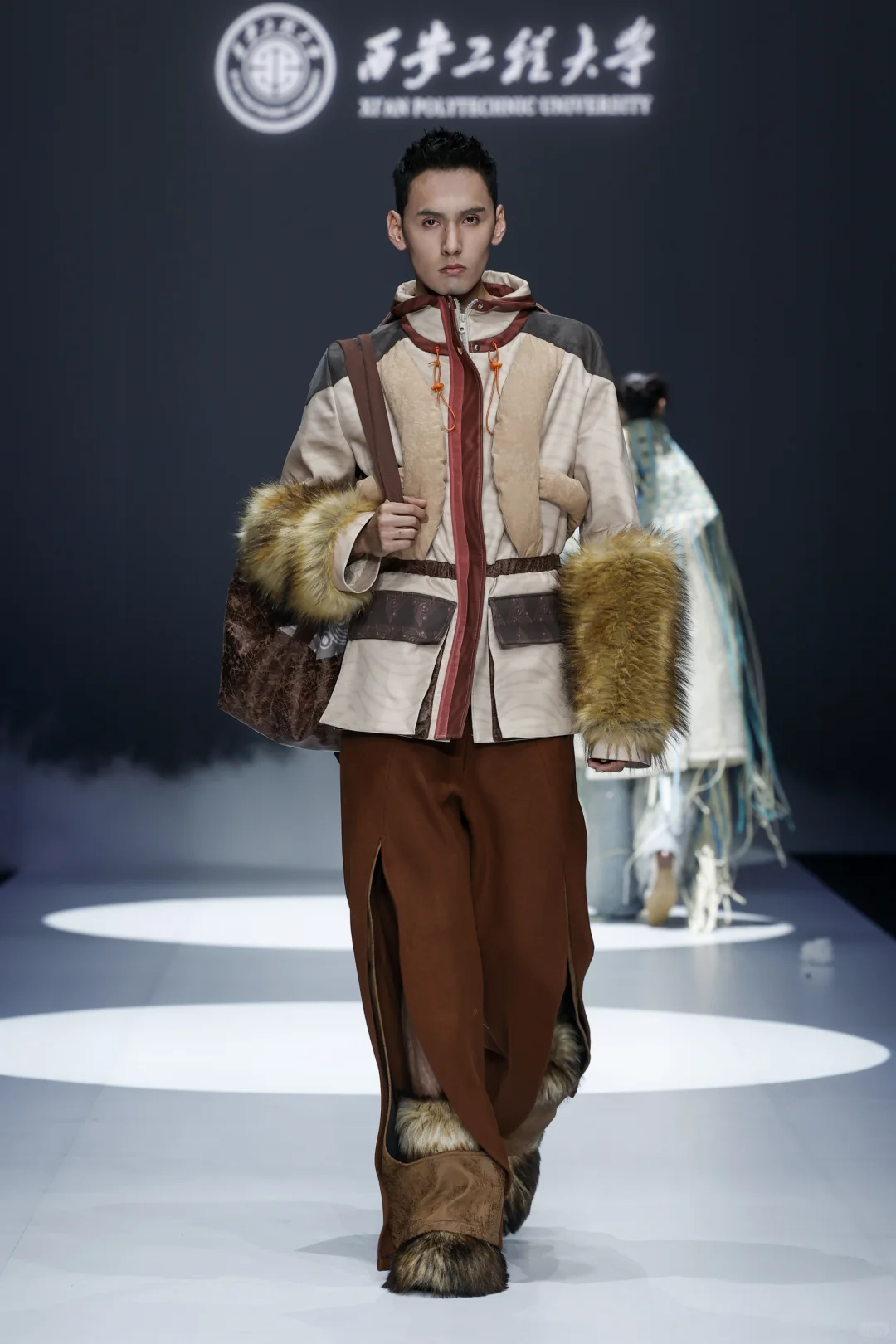 2025CGFW西安工程大学服装与服饰设计毕业秀