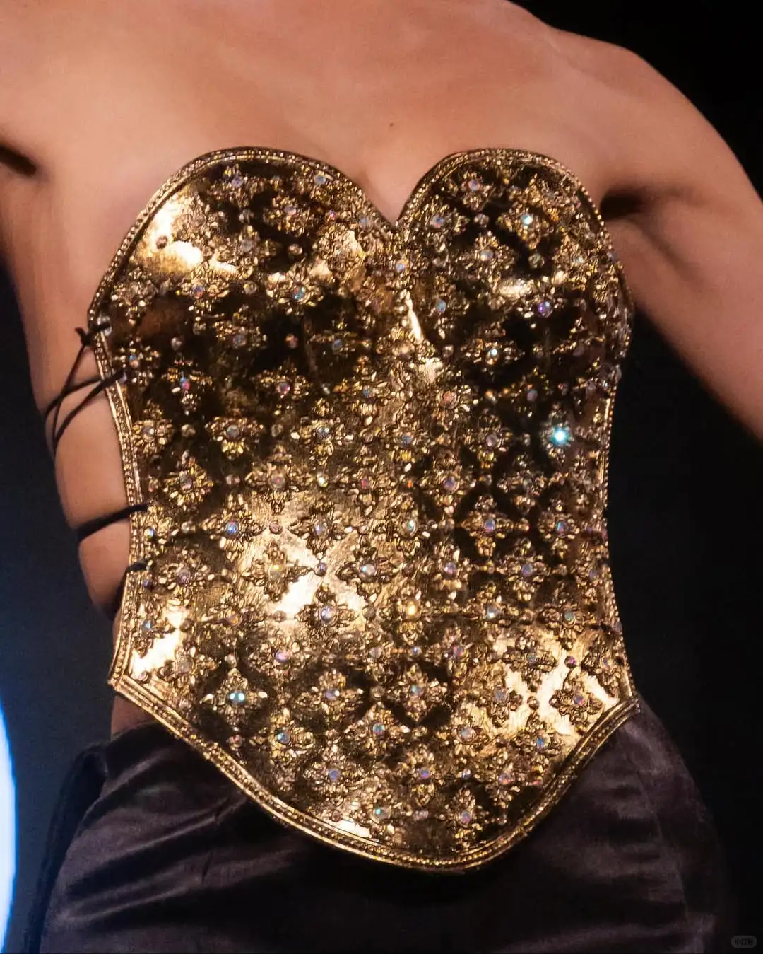 Almée Couture：把宇宙级浪漫穿身上?