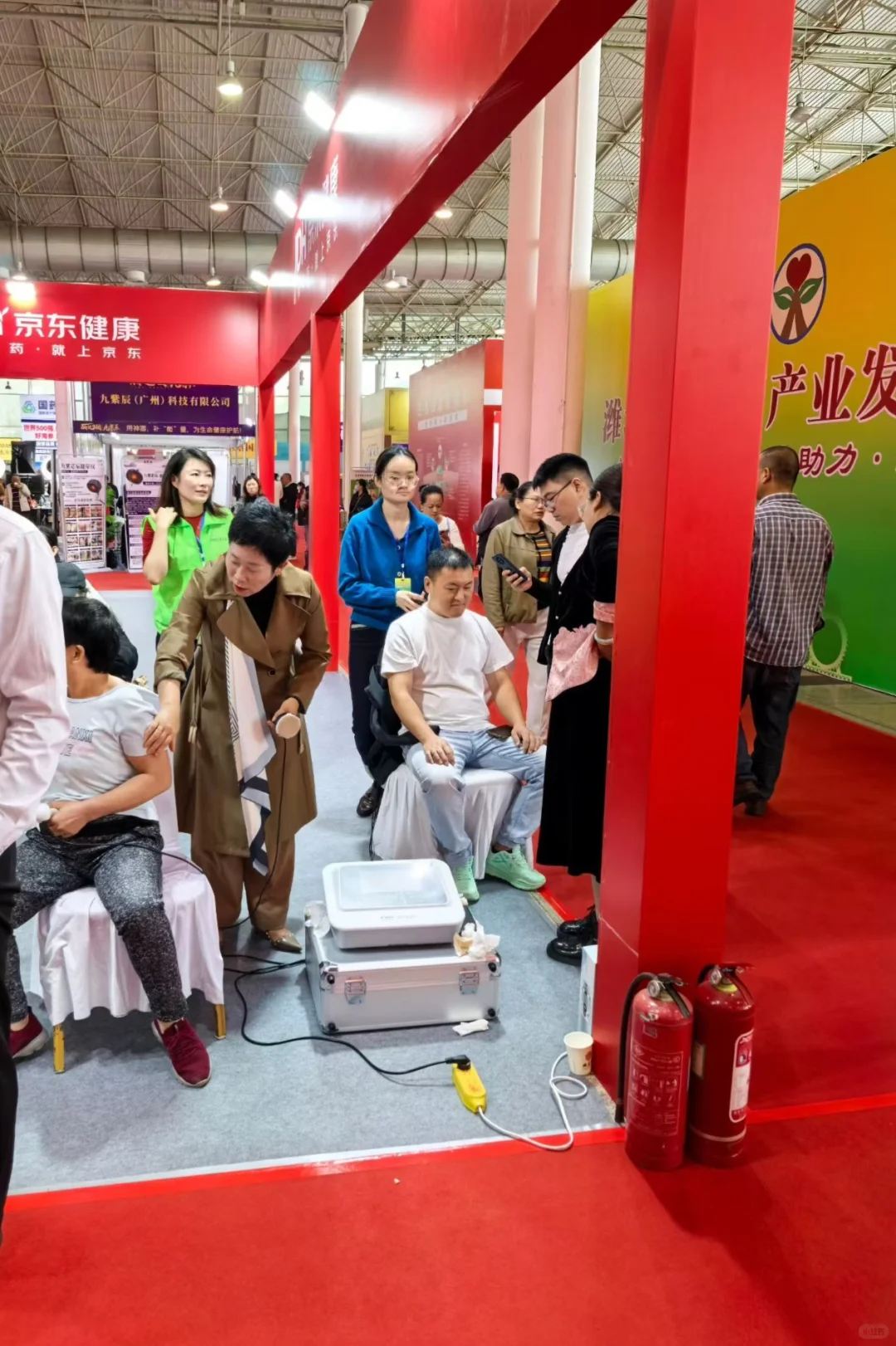 你给我一个机会，我把事业分享给你！