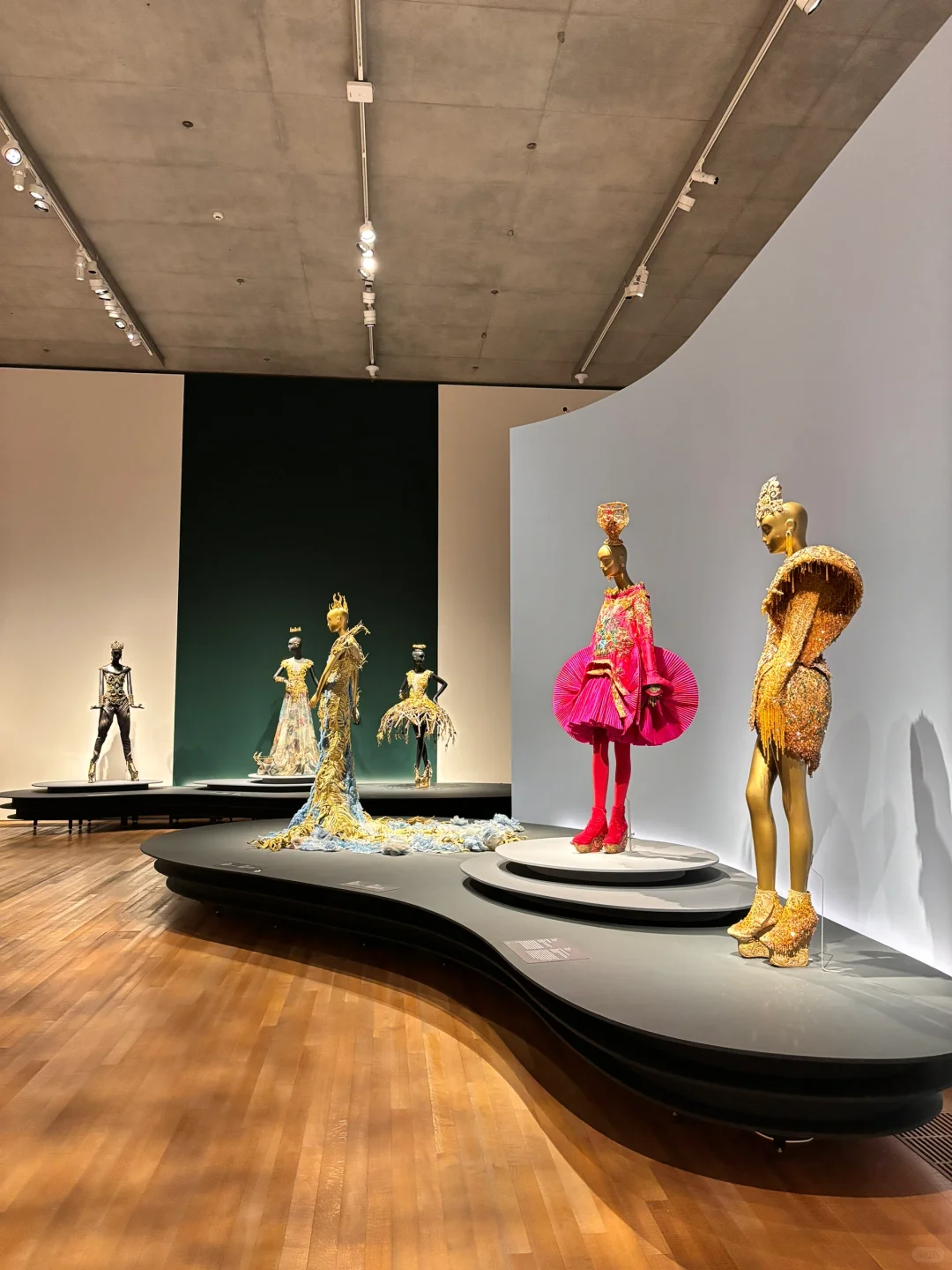 香港看展??|我愿称之为服设生必看的展览