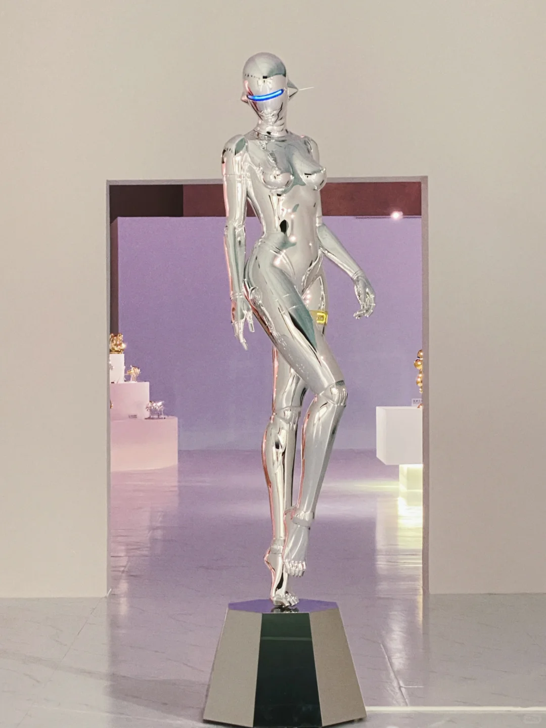 深圳|提前看展? 空山基?还能更抽象吗