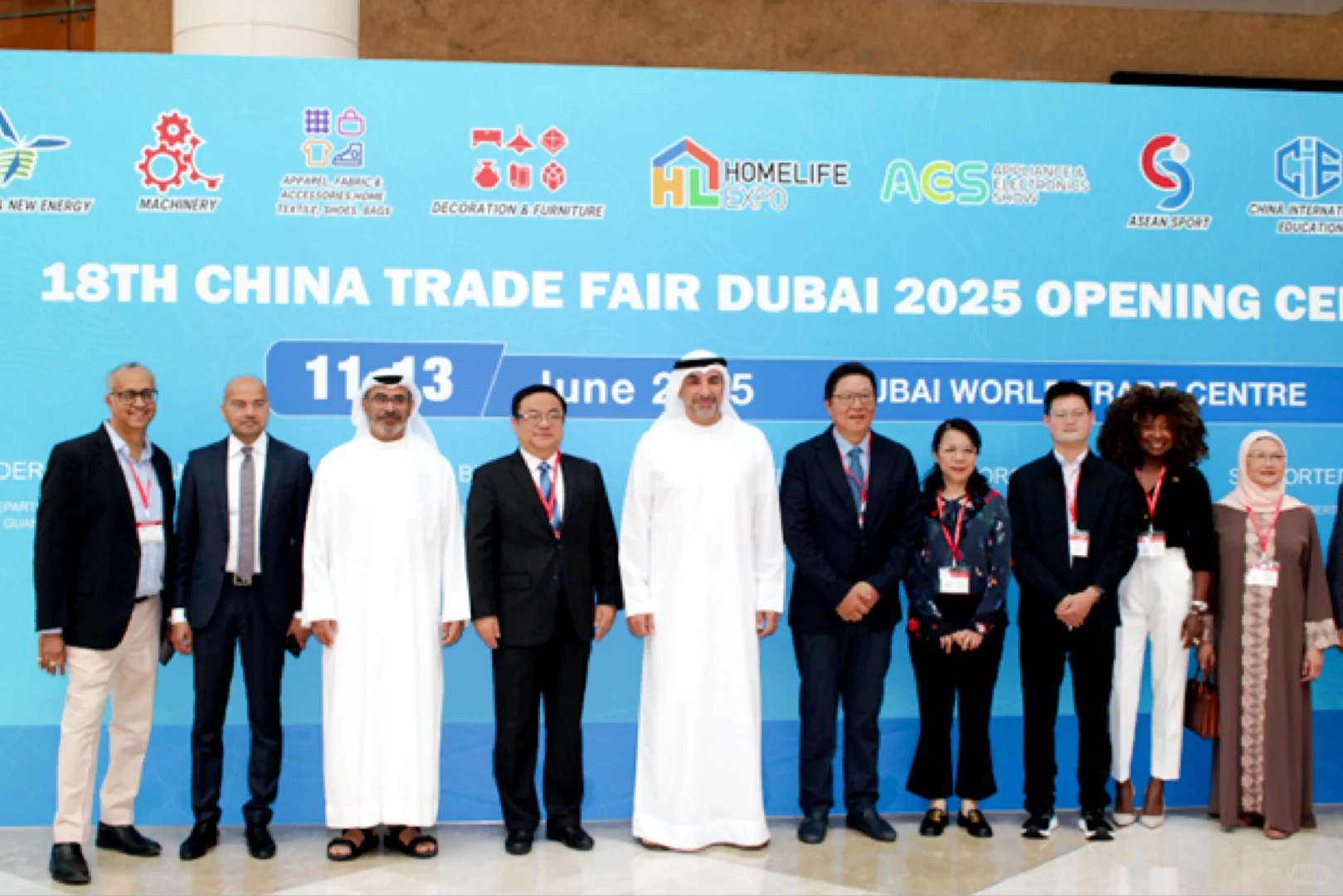 ❗️别卷国内了!中东土豪的钱,真的太好赚