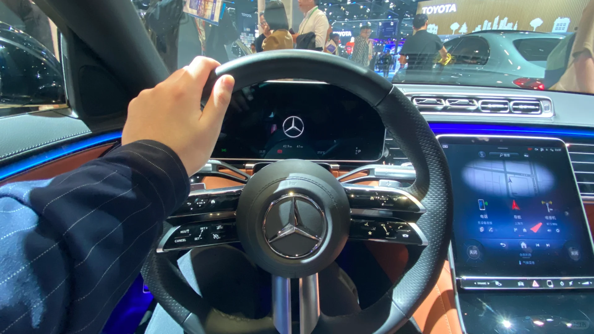 参加2024中国四大主场外交之进博会